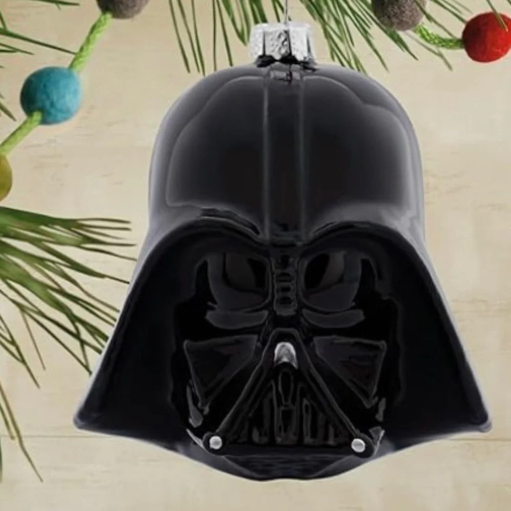 Hallmark Star Wars “Darth Vader Helmet” Blown Glass Christmas Ornament (NWT)